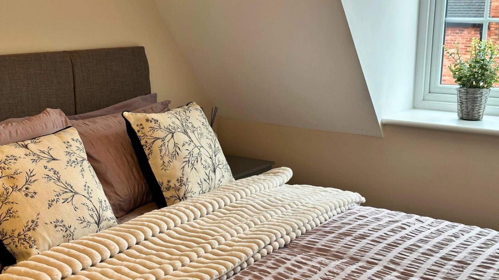 Luxury Apartment In Great Location Coventry Esterno foto